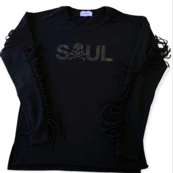 Soul Cycle Fringe Sleeve Sweatshirt Black Sz XS Skull Cross Bones Athletic Gym - Picture 2 of 6